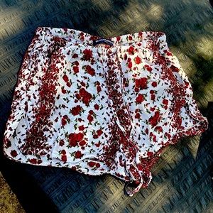 Floral size small pockets